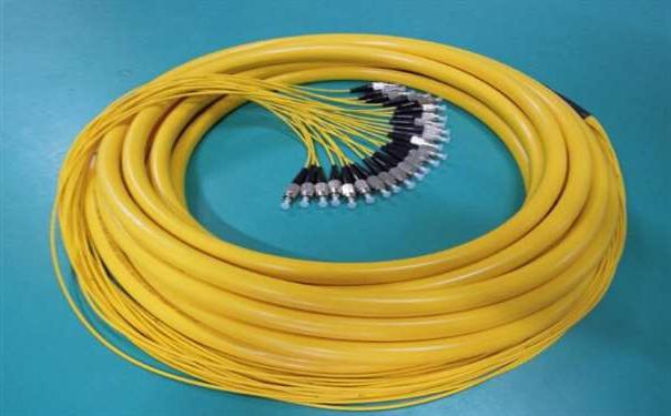 贵港市分支光缆如何选择固定连接和活动连接